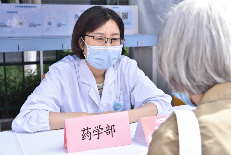 西安交大一附院肠道科普插画巡展与肠营养健康大型义诊活动正式启动